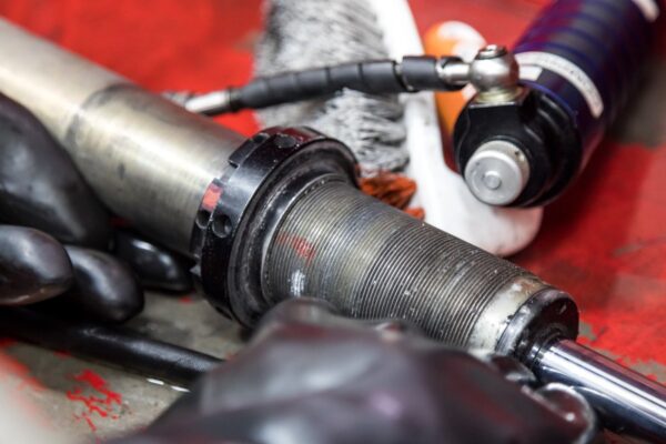 RZ SUSPENSION - SERVICE & REPAIR