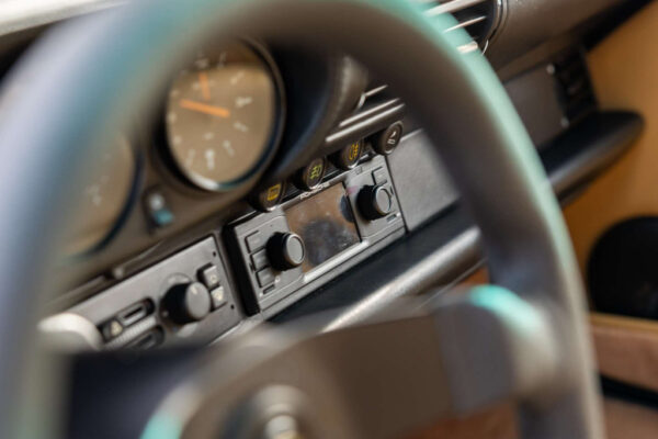 midnight blue porsche 964 restoration