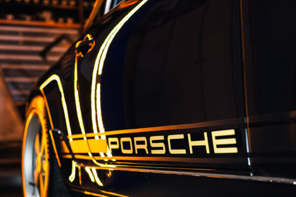 BLACK & GOLD 964 OLSENMOD