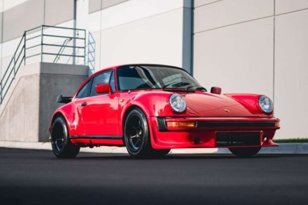 Fire Breathing Porsche 930 Turbo