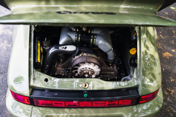 Green Porsche 964 Olsen Mod