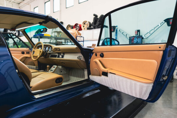 Porsche customize interior