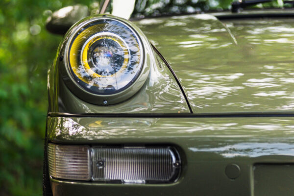 Green Porsche 964 Olsen Mod
