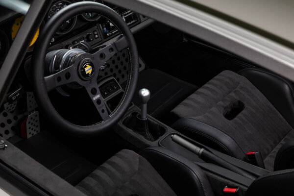 FASHION GREY PORSCHE 964 OLSEN MOD