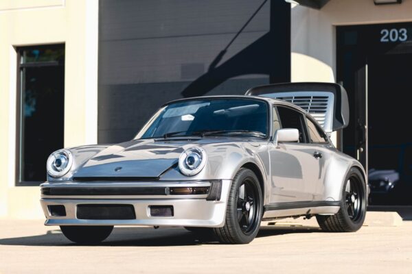 1986 Porsche 911 Turbo restoration by Olsen Motorsports