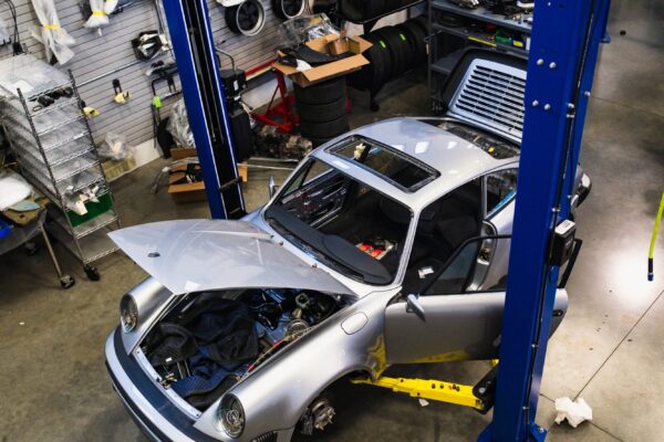 1986 Porsche 911 Turbo restoration by Olsen Motorsports